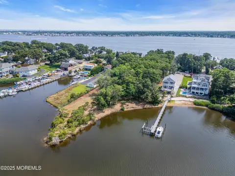 Waterfront Lot with Riparian Grant