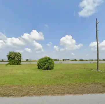 Residential Land in Placida, FL