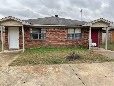 Duplex in Greenbrier, Arkansas