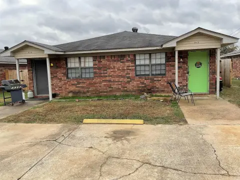 Greenbrier Duplex: Investment Opportunity