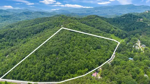 Pigeon Forge 16-Acre Investment Opportunity