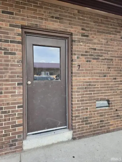 Fort Wayne Mixed-Use Property