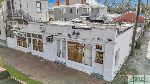 Storefront Building Near Starland Area