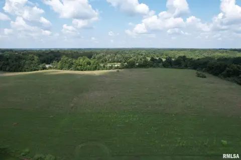 Unrestricted Land in West Frankfort