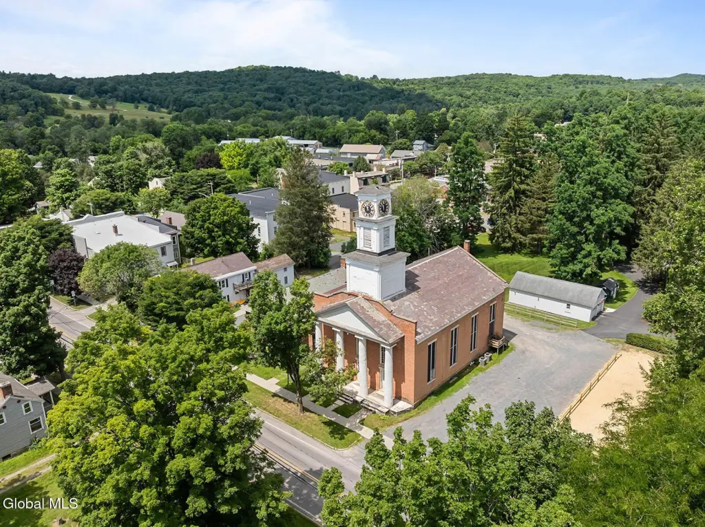 Picture 5