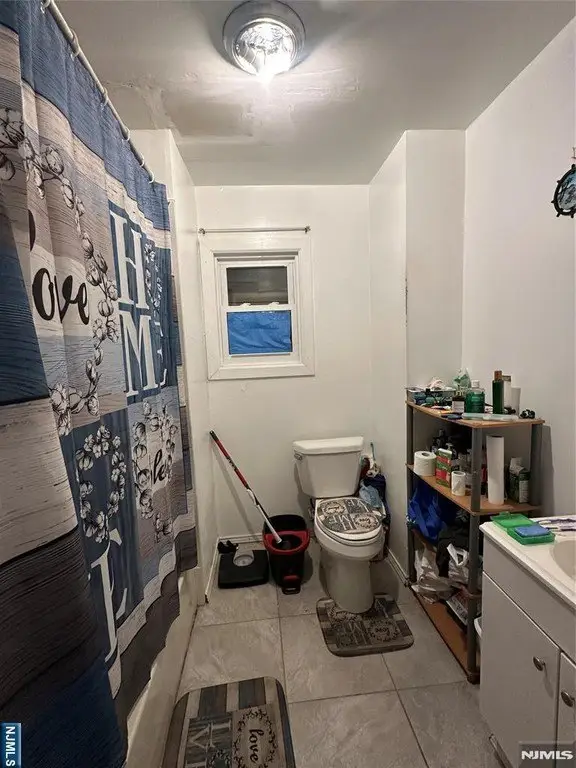 Picture 12