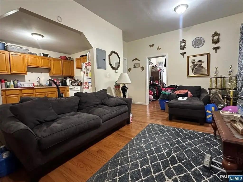 Picture 5