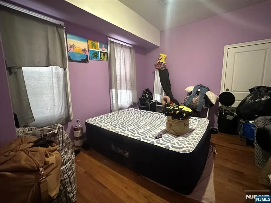 Picture 18