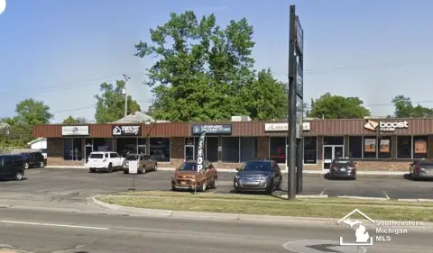 Retail Space in Monroe Center