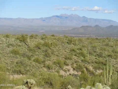 Land with Expansive Desert Views