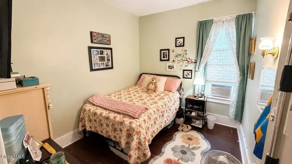 Picture 19