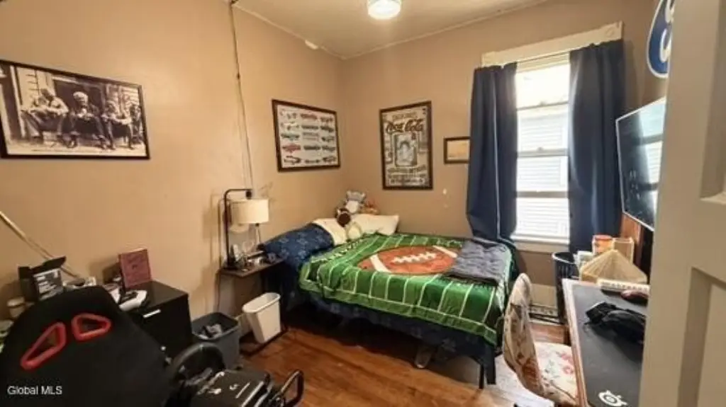Picture 16
