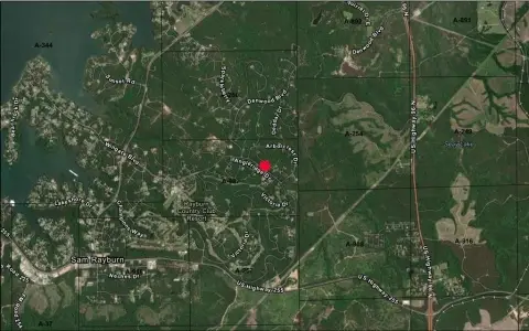 Residential Land in Brookeland, TX