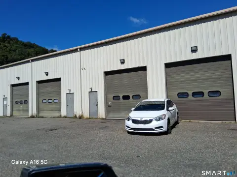 Warehouse Unit with Enclosed Office