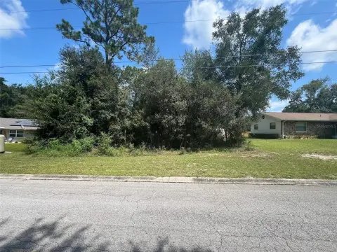 Residential Land in Inverness, FL