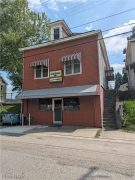 Mixed-Use Bar and Residence