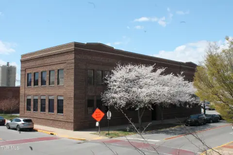 Historic Kingsport Commercial Building For Sale