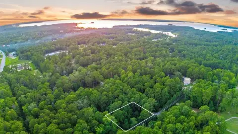 Residential Lot in Rayburn Country