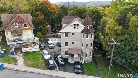 Quadplex With Off-Street Parking
