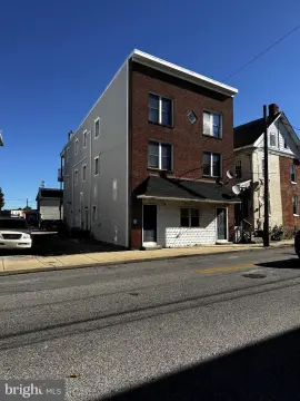 5-Unit Apartment Building