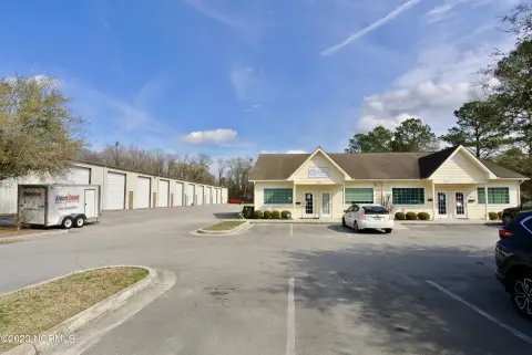 Spacious Storage Units For Lease