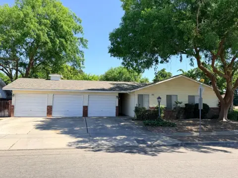 Fresno Triplex with Value-Add Potential