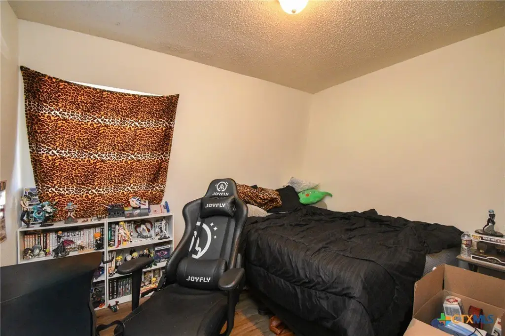 Picture 30