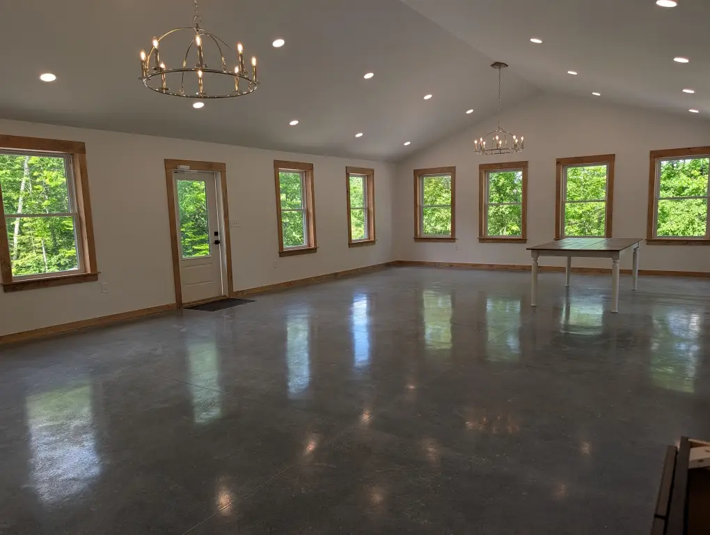 183 W Main St, Warner, NH 03278