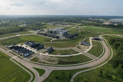 Residential Lot in Lakeshore Commons