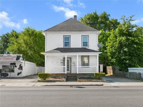 Mixed-Use Property with Ice Cream Shop