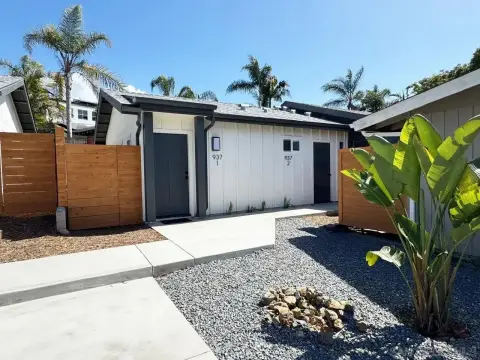 Renovated Quadplex with ADU