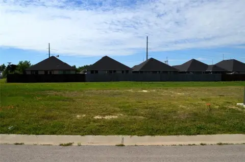 Residential Lot in Mabank, TX