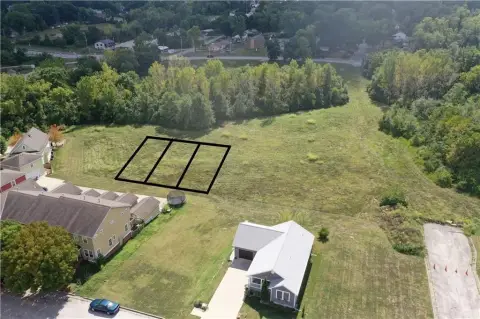 Land in Quiet Kansas City Neighborhood