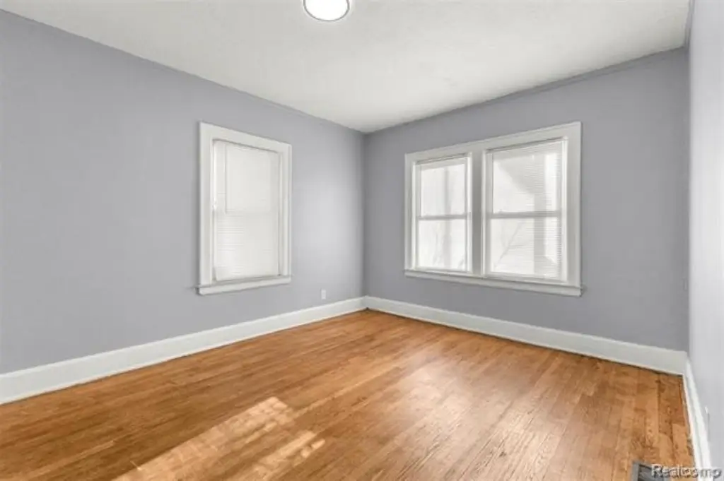 Picture 9