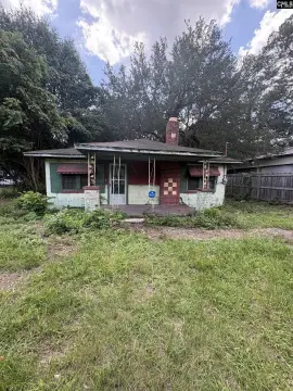 Commercial Land with Existing Structure