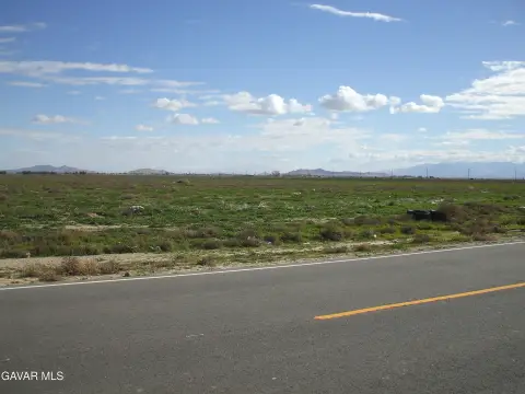 Lancaster Buildable Land with View