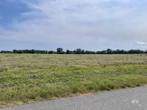 Ready-to-Build Land in Jay, FL
