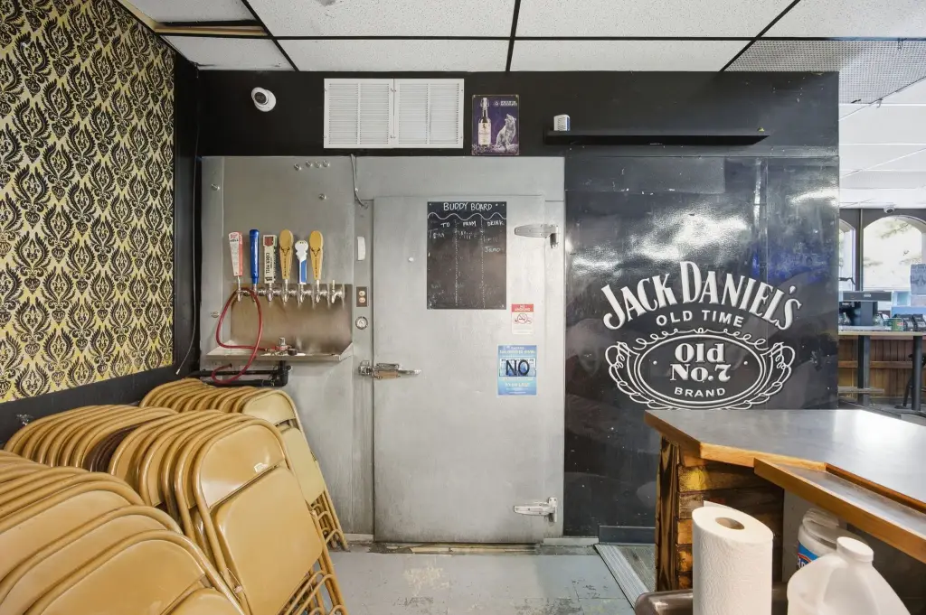 Picture 25