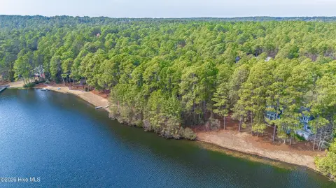 Lakefront Homesite in Pinewild