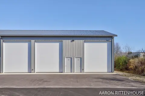 Heated Storage/Toy Barn Available