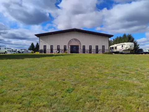 Mecosta Commercial Building with Land