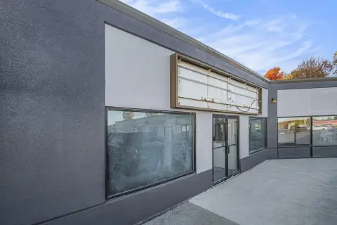 Phoenix Square Commercial Unit