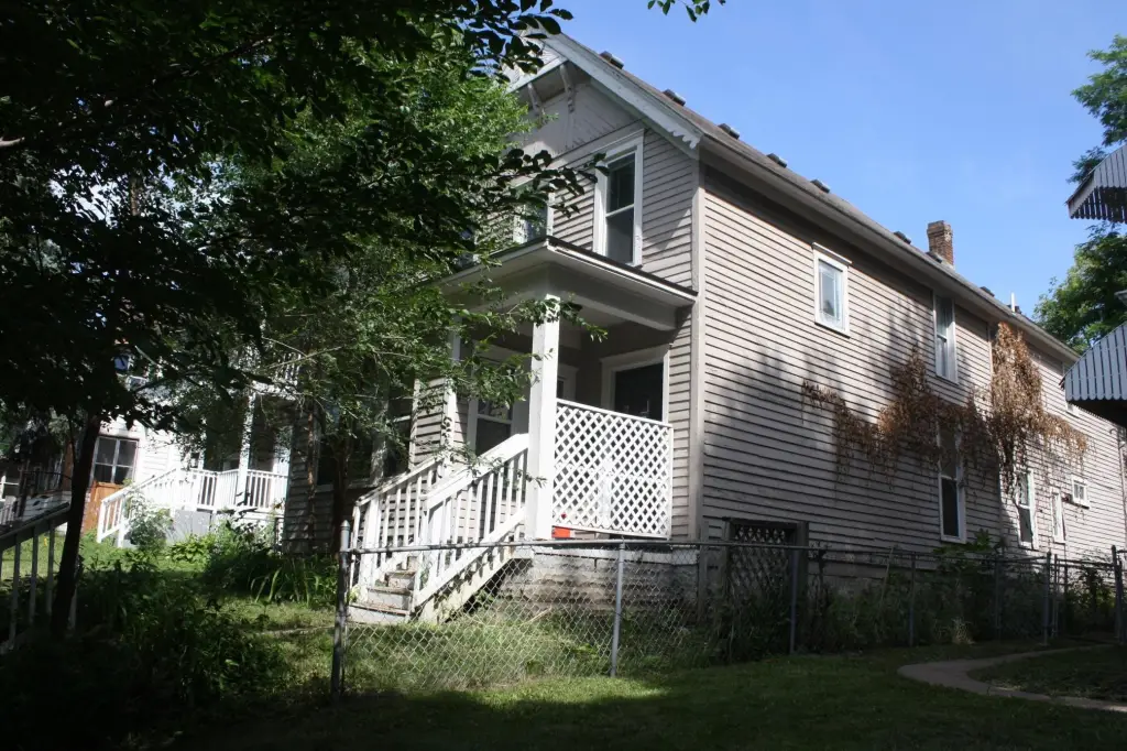 Picture 3