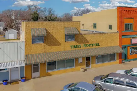Mixed-Use Investment Opportunity in Cheney