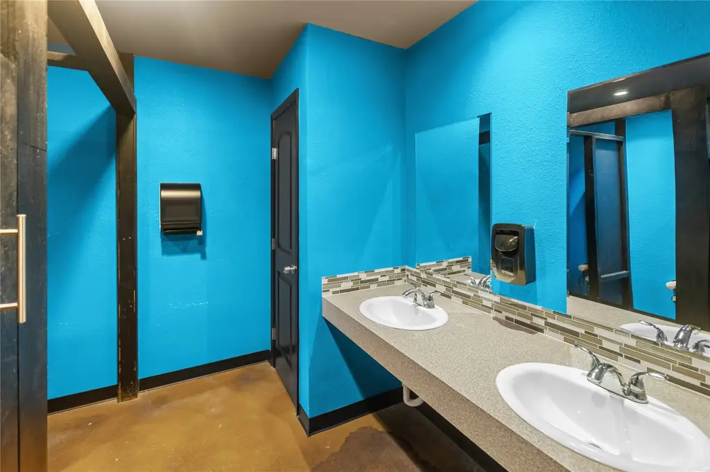 Picture 7
