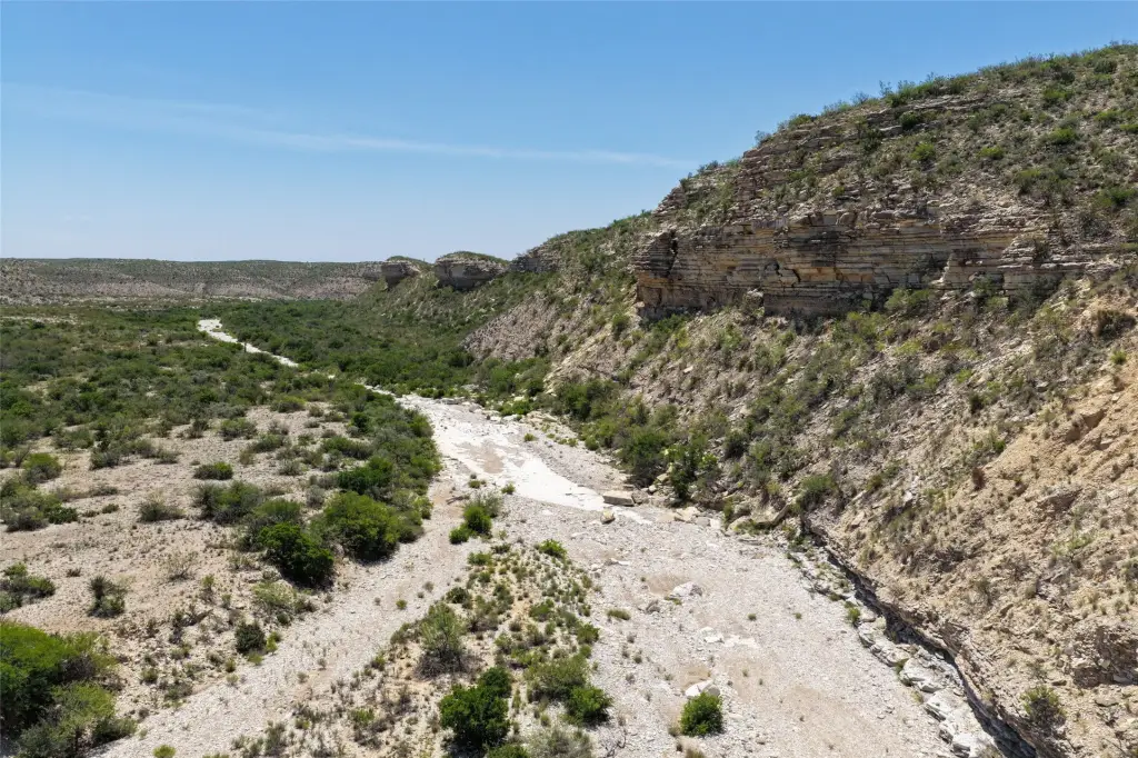Picture 23