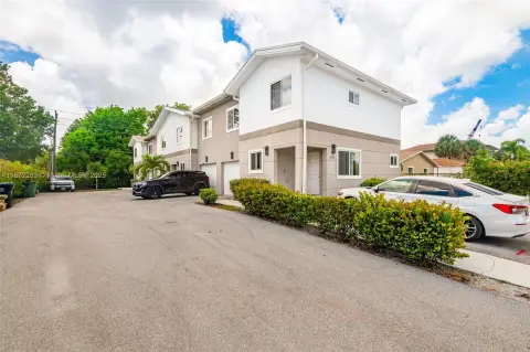 Fort Lauderdale Fourplex Built 2022