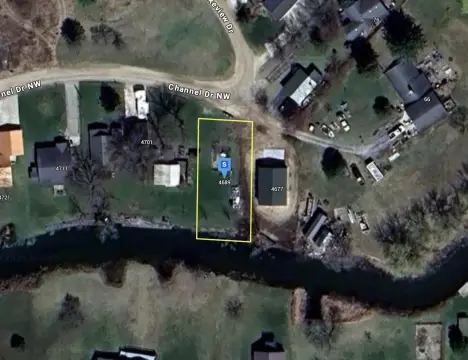 Dickerson Lake Channel Frontage Lot