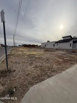 El Paso Corner Lot Opportunity