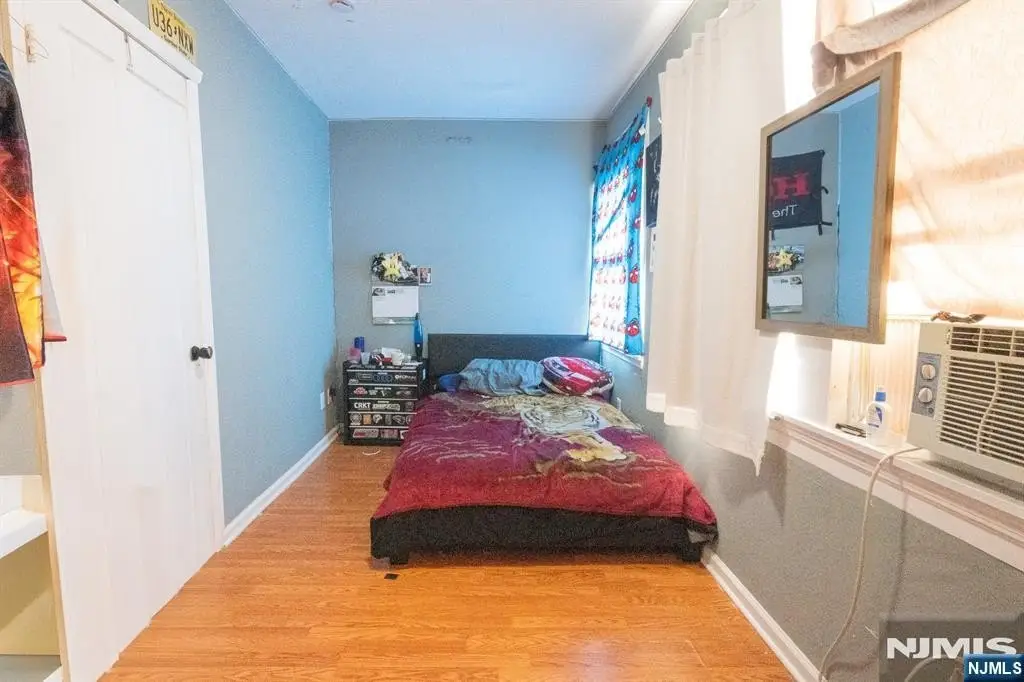Picture 11